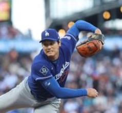 大谷翔平が５回まで最速１６１・９キロで無失点、防御率０・３９に　援護なく両軍０行進…大谷も３打席目まで凡退