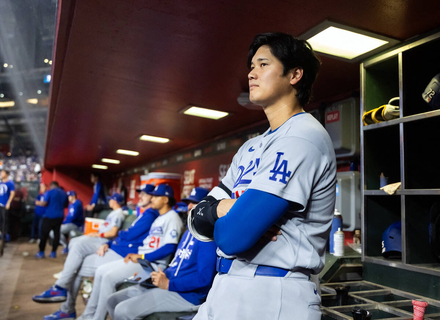 大谷翔平、次回登板日は１８日のまま　ロバーツ監督明言　二刀流翌日の出場で左膝負傷も…起用法「基本的には変わらない」