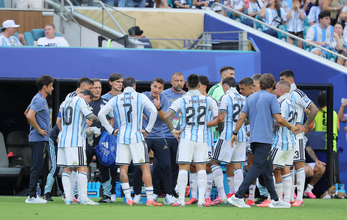 【Ｗ杯】アルゼンチン指揮官　通算１００試合目の指揮で激闘を制し安堵「このチームは決して諦めない」驚異の粘りカボベルデも称賛