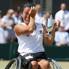 【ウィンブルドン・テニス】上地結衣が涙の快挙　女子史上２人目、生涯ゴールデンスラム達成…元世界女王を完封、大会初優勝 　