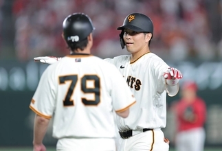 【巨人】大城卓三、今季初コンビの山崎伊織に「粘り強く試合を作ってくれた」大量援護に「バッテリーとして助かりました」