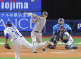 「【巨人】大城卓三が止まらない　３年ぶりの４安打はまたＤｅＮＡ戦でマーク！３本の適時打で３打点」の画像1