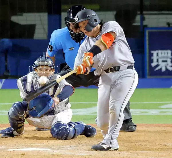 【巨人】逆転Ｖ諦めないぞ！９回・甲斐拓也が値千金の勝ち越し弾で阪神に１・５ゲーム差「残り試合みんなで戦っていきましょう」