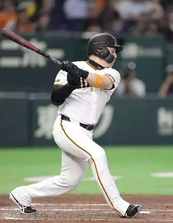 【巨人】“超難敵”大野雄大を攻略　大城卓三、丸佳浩がチャンスで仕事　対戦防御率０・４９の左腕から４得点
