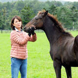 「【有馬のザ・ロイヤルファミリー】父から継承した日高地方の桑田牧場　長女・美智代さんが生産馬エルトンバローズで３５年ぶりのＧＰへ」の画像1