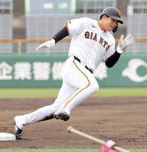【巨人】今キャンプ初のケースノック　ダルベックは一塁スタート　坂本勇人、石塚裕惺が三塁