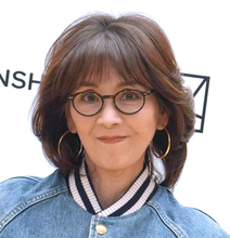 柏木由紀子、愛犬がカフェで“パプチーノ”を飲む姿に「こちらまで幸せ気分に」ファンもほっこり「ラブ＆ピース感」「めんこいなぁ〜」