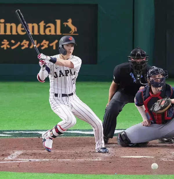 侍ジャパン・周東佑京が８回に３ランでＷＢＣ初アーチ　７回には平凡な遊ゴロを俊足で内野安打で初安打