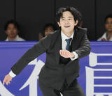 「【フィギュア】島田高志郎が異例の新入社員代表あいさつ　スーツで演技→息切らしながら答辞　ひとりスケート靴姿で出席し「『どういうことですか？』と」…木下グループ入社式」の画像1