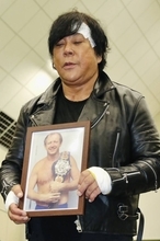大仁田厚、リング上でドリー・ファンク・ジュニアさんを追悼「偉大なるレスラーでした！ありがとう！」…８・１１堺