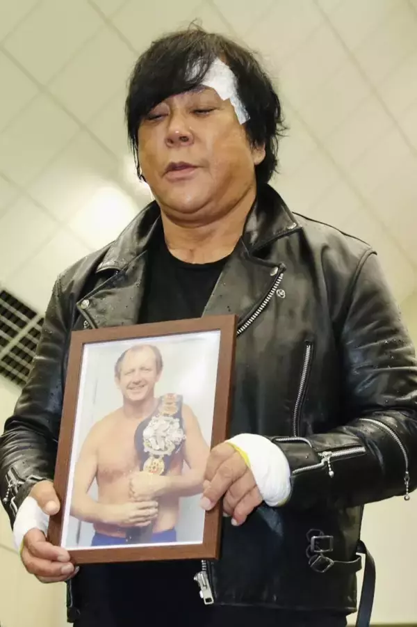 大仁田厚、リング上でドリー・ファンク・ジュニアさんを追悼「偉大なるレスラーでした！ありがとう！」…８・１１堺