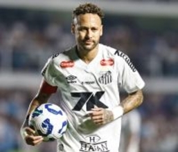 ネイマール、２年８カ月ぶりハット…１１月に左膝負傷も出場続け、チームは降格圏脱出