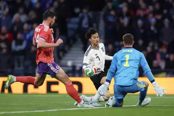 ＭＦ三笘薫　後半投入で決勝点にも絡む活躍「チャンスを多くつくって勝ったのは良かったが、もう少し安定して２―０、３―０にもっていければ」…複数ポジションに手応え　森保ジャパン、スコットランドに敵地完勝