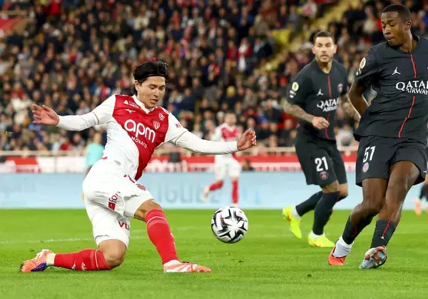 モナコ南野拓実、４連覇中の王者パリＳＧから鮮やかな決勝弾…公式戦２戦連発