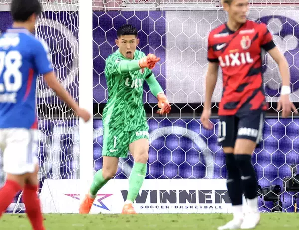 ９季ぶりＶの立役者・鹿島ＧＫ早川友基「まだまだ伸びしろがある…もっともっとタイトルを取れる」今季ＭＶＰ級の活躍見せる