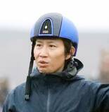 「田辺裕信騎手が美浦トレセンで調教騎乗を再開「乗って感覚を戻していきたい」」の画像1