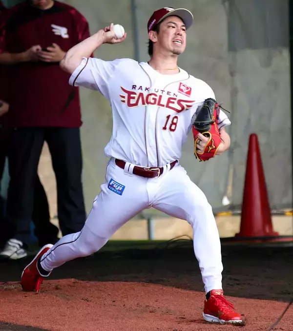 楽天・前田健太、三木谷オーナーの前で順調３１球　直球は１４８キロ計測「一つの安心材料」