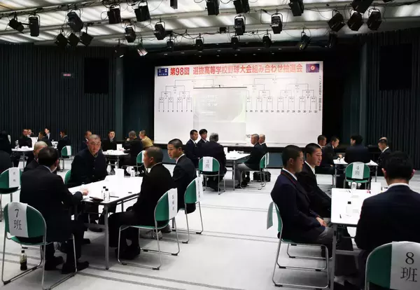 【高校野球】キャプテントークで大阪桐蔭と花巻東が“激突”　大阪桐蔭・黒川主将「心から野球を…」、花巻東・古城主将「遠くに飛ばす力」