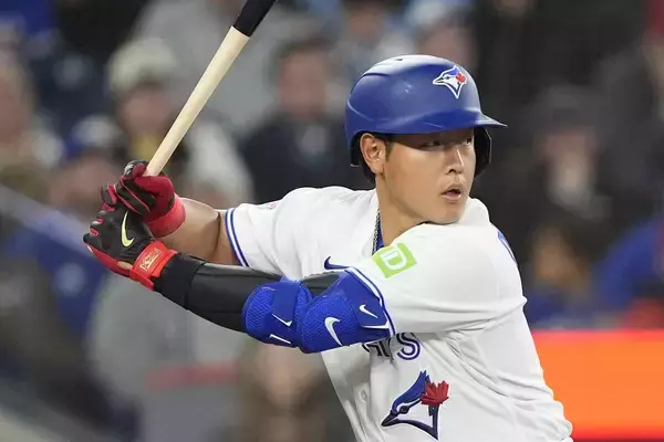 岡本和真が四球で好機拡大　出場試合では３戦ぶりの出塁…「５番・三塁」で２試合ぶりの先発