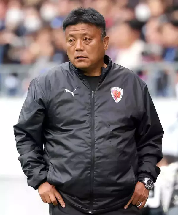 京都、曺貴裁監督との今季限りで契約解除発表「このクラブの未来のため、また自分自身の現状を更にブラッシュアップするため…」来季浦和監督就任へ
