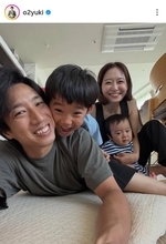 元サッカー日本代表が今は「年商３００億円企業の社長」タンクトップ姿の妻＆子どもと家族ショット！大津祐樹氏