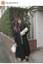 Ｄｒｅａｍ　Ａｍｉ、暗髪チェンジで大人モードに！「まじで髪色好きすぎる」「お似合い」など好評の嵐