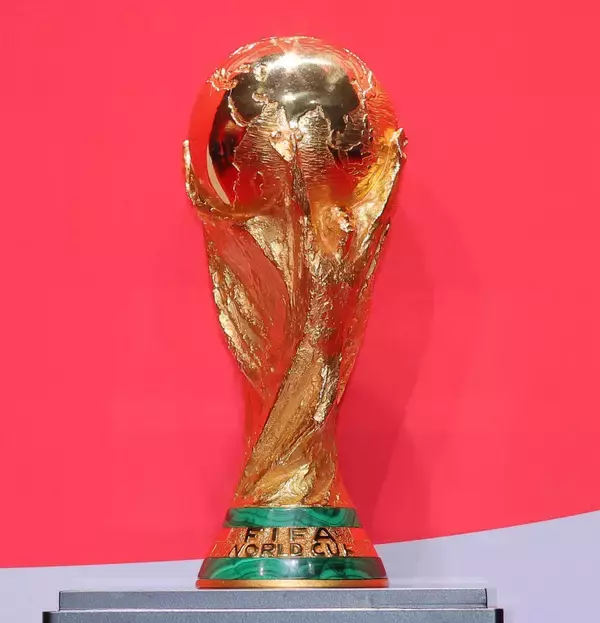 北中米Ｗ杯で採用…口を覆って対戦相手と口論の選手は一発退場に