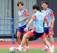 【Ｗ杯】久保建英が「８番」への思い語る「他の誰かがつけるんだったら僕がつけたいなと思った」南野拓実が背負ってきた番号を継承