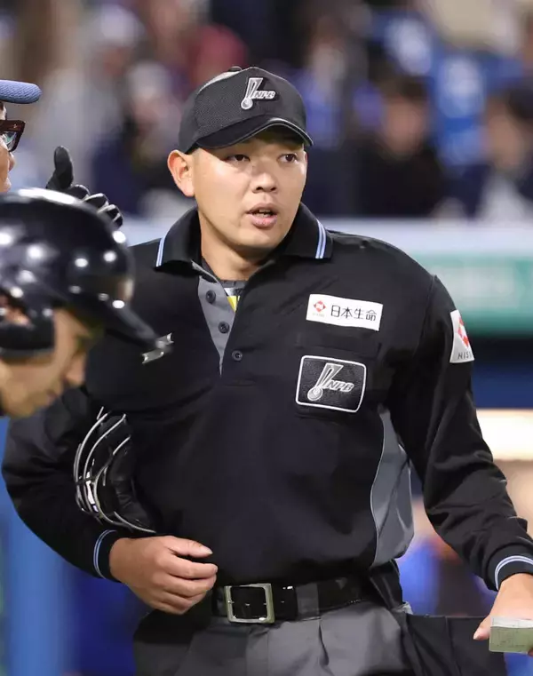 バット直撃で頭部負傷から１か月半　川上拓斗審判員の容体を家族が明かす「まばたきで反応」「腕を動かす」…家族からのメッセージ全文　退院のメドは立たずも「リハビリや治療を継続」