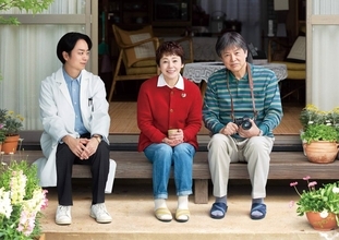 認知症の大竹しのぶに三浦友和が寄り添う　来年公開映画「ぼけ日和」で夫婦役　櫻井翔が認知症専門医役