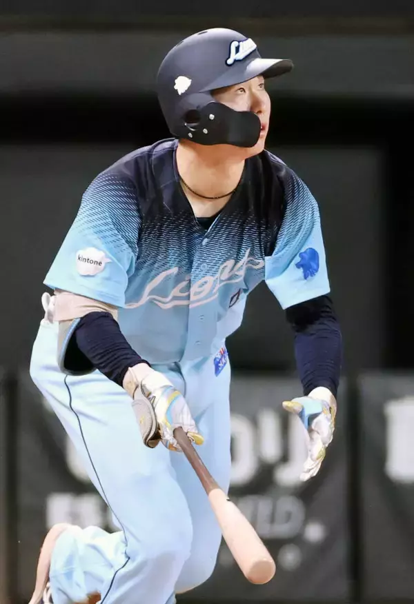 西武・小島大河「野球をやりたくてもできない状況」骨折離脱の１学年上先輩へ届けるＶ３ラン