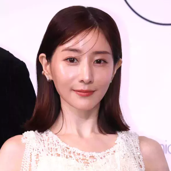 結婚＆妊娠の田中みな実　最新姿にネット騒然「結婚指輪つけてない？」「顔が変わった」まさかの衣装も話題