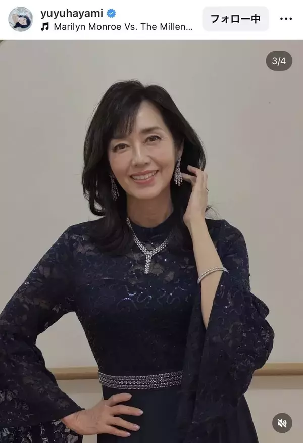 ５９歳・早見優、「大人の魅力」が際立つドレスショットに「お美しい」「すげーカッコ良い」「素敵」と反響