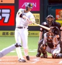 【ソフトバンク】秋広優人が古巣・巨人相手に衝撃の満塁弾　山川穂高も左前適時打　師弟コンビで初回に５点を先制