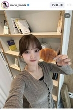 「顔ちっさ！！」本田真凛さんの小顔ぶりに仰天「可愛いさに磨き」「トップアイドルクラス」「激かわいい〜」