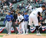 「岡本和真、村上宗隆の２５０号アーチに「さすがだな…日本でもたくさん見てました」ともにメジャー１年目の主砲」の画像1