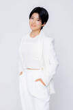 「小島はな、ＢＥＹＯＯＯＯＯＮＤＳへの加入を発表　今年３月まで別グループに所属　１２年のアイドル活動歴持つ」の画像1