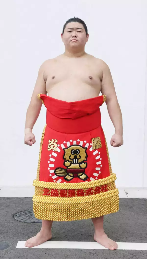 元ラグビーＵ―２０日本代表・原口、「天岳富士」のしこ名で新序出世披露