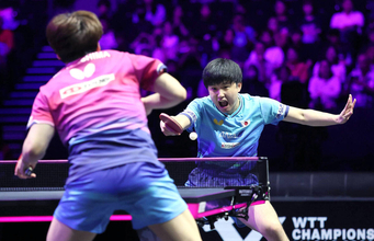 【卓球】張本智和、大会２連覇へ決勝進出！　松島輝空との日本勢対決を制す　妹・美和との兄妹Ｖにも王手…ＷＴＴチャンピオンズ横浜