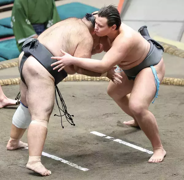 イングランド出身・栄誠、森麗との初対戦に感慨「楽しみな気持ちでした」　初の連勝で白星先行