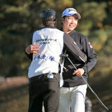 「【ＪＴカップ】小木曽喬が負けられなかった理由「後輩を賞金王に」「父の前で、日本で」メジャー初Ｖ」の画像1