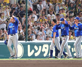 【ＤｅＮＡ】痛恨スクイズ失敗に相川亮二監督「勝負をかけたが、失敗してしまった」　ＣＳ進出確定逃す