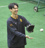 「【巨人】先発挑戦の泉圭輔が自主トレ「いつもと違う（結果の）１年になるように」来季が移籍３年目」の画像1