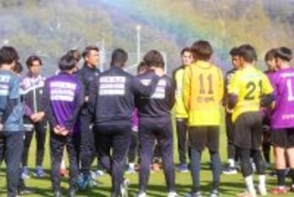 【Ｊ２藤枝】槙野智章新監督初陣　金明輝前監督契約解除の福岡に敗れ黒星も「やっていく中で良くなった」