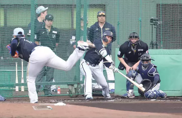 【オリックス】左足首負傷から完全復活目指す西川龍馬が２６年「初実戦」で好発進…１３スイングで安打性６本