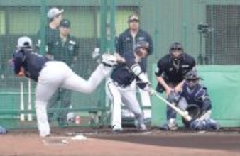 【オリックス】左足首負傷から完全復活目指す西川龍馬が２６年「初実戦」で好発進…１３スイングで安打性６本