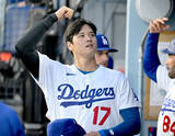 「大谷翔平が１０打席連続安打なし、２打席目まで凡退　４４戦連続出塁の日本人新記録樹立なるか」の画像1