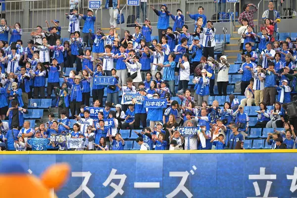 【ＤｅＮＡ】電撃トレードの山本祐大にスタンドからエール　試合後に「頑張れ、頑張れ、祐大！」のコールと応援歌が演奏される
