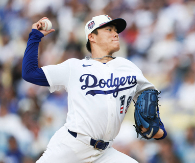 球宴選出の山本由伸が“星条旗仕様”で初回マウンド　ピンチ背負うも直球勝負で無失点スタート　米独立記念日に日本人単独トップの９勝目なるか