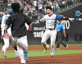日本ハム・清宮幸太郎が劇的サヨナラ打…新庄監督「あのエラーと走塁ミスがあったから、決めてくれるとは思ってた」